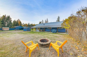 8 Mi to Bonners Ferry Quiet Getaway with Patio